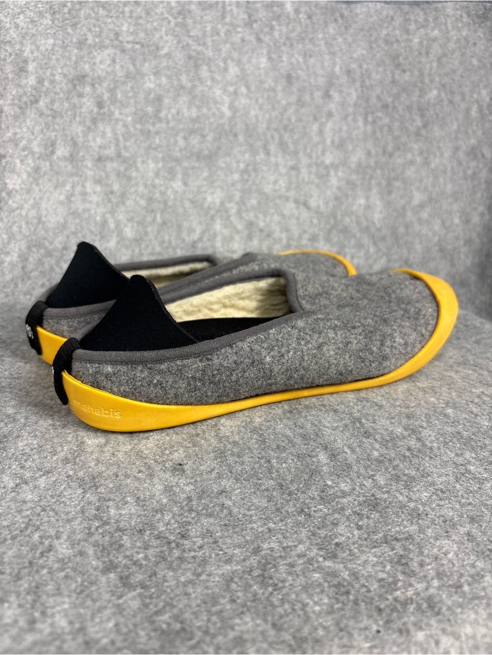 Mahabis Classic Grey Yellow Slippers EU 45 US Men’s 11–11.5
